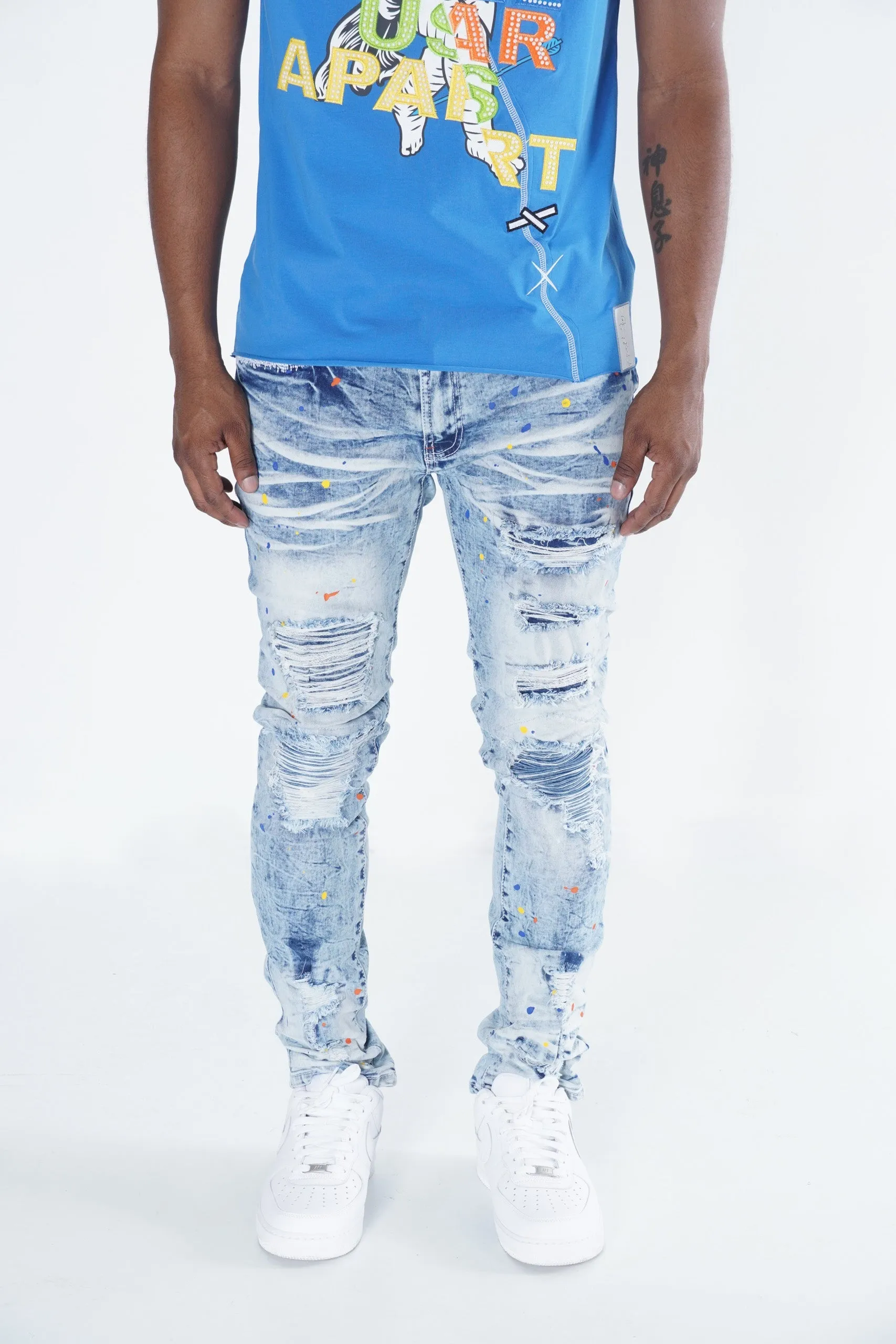 F1778  Frost Shredded Jeans w/ paint - Light Wash